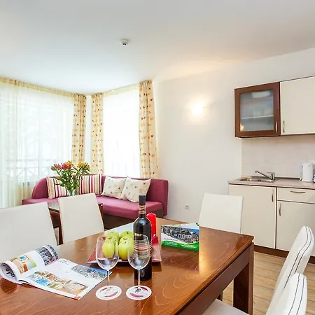 Hotell The Stream 3*