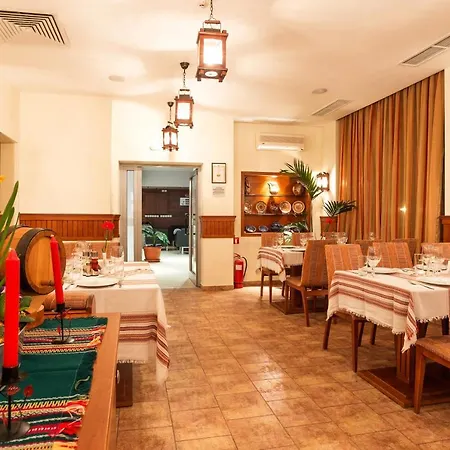 Hotell The Stream 3*